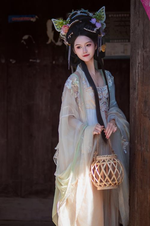 30秒丨四川阆中古城上演国风汉服盛宴
