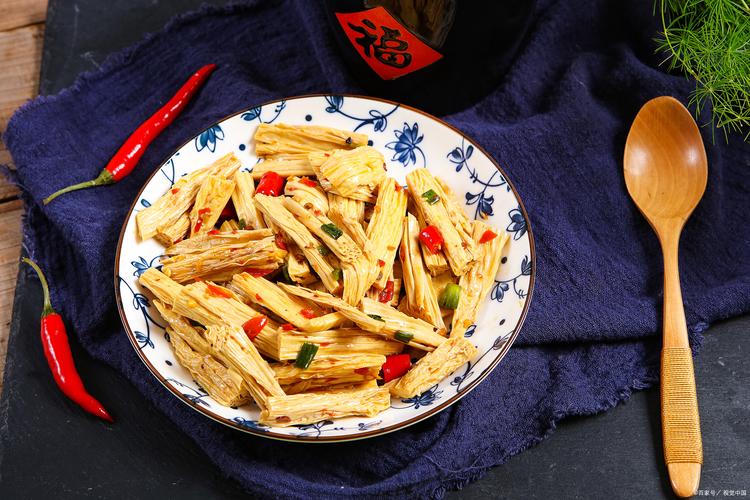下酒素菜中的天花板，湖南排名第一烧烤店招牌菜，生炝腐竹