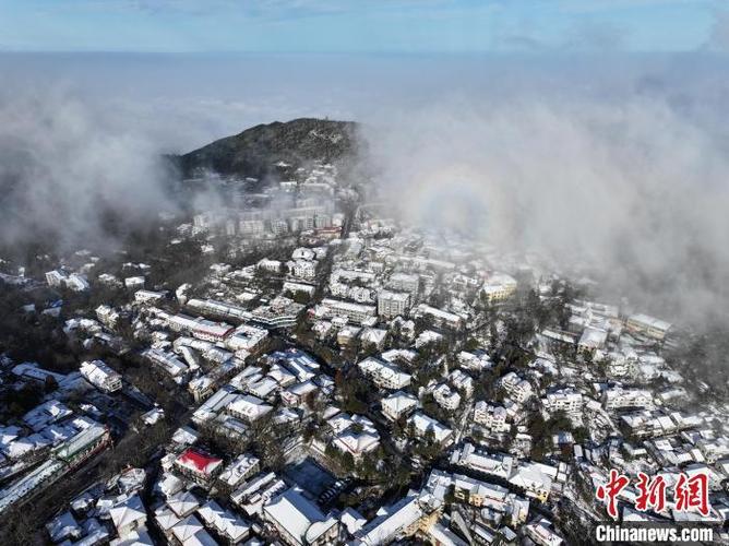 3月底了，庐山居然还下雪？