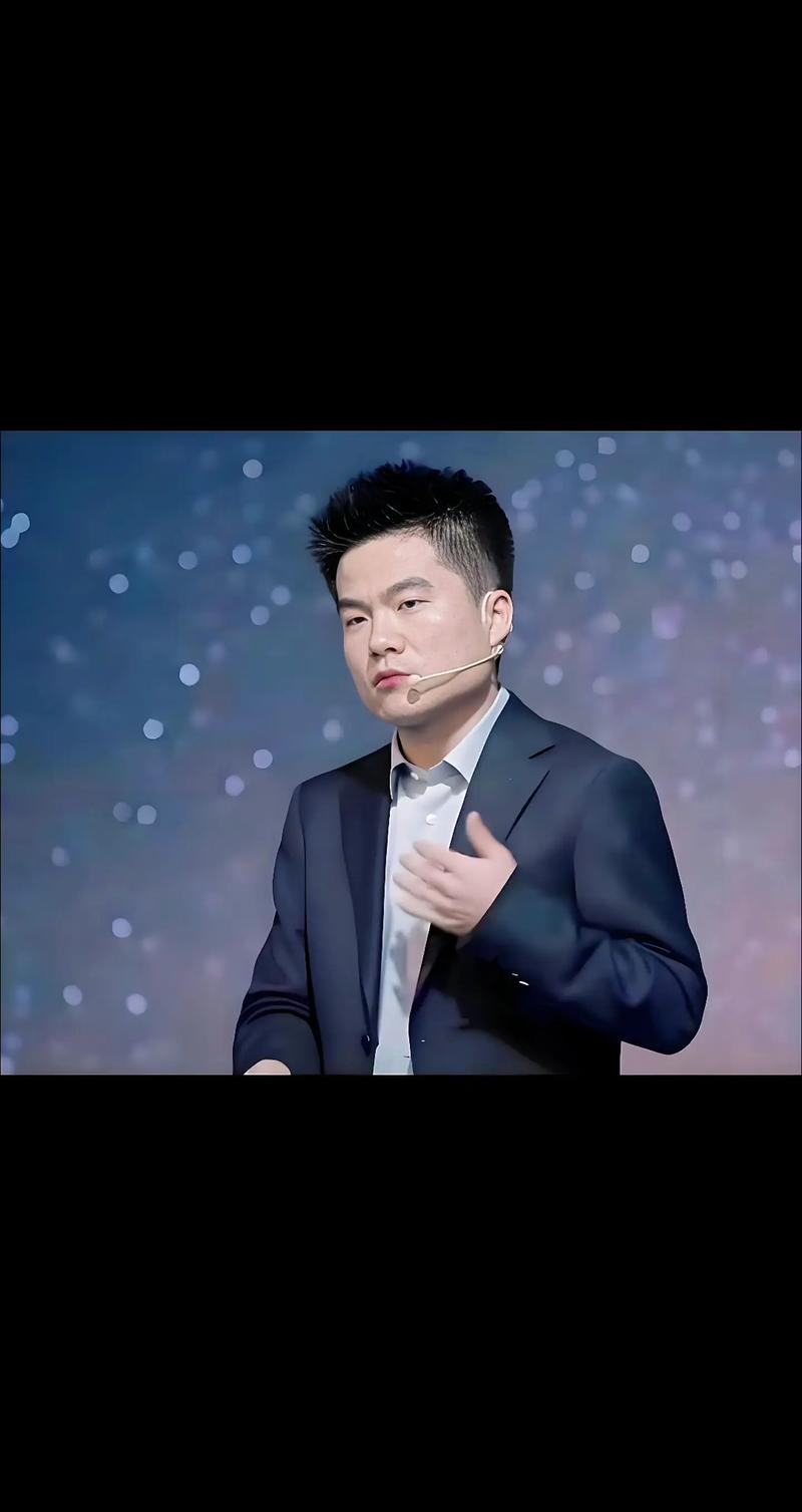 山东行最后一晚，董宇辉压轴《为你唱首歌》观众难言不舍！
