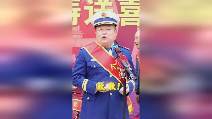 山东大汉为消防员霸气买单当豪横言论一出瞬间感动人心