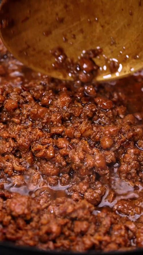 杂酱面必备的四川传统猪肉臊子详细做法，香味卜鼻！