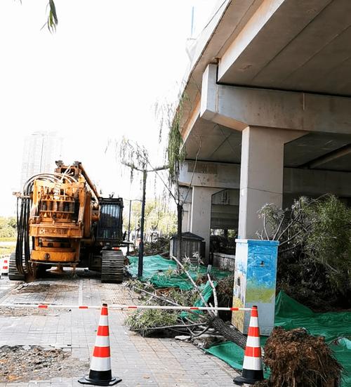 济南龙鼎立交枢纽改造有新节点，桩基、墩柱施工加快