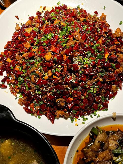 开车一二十公里都要来吃，自带锅气的美食