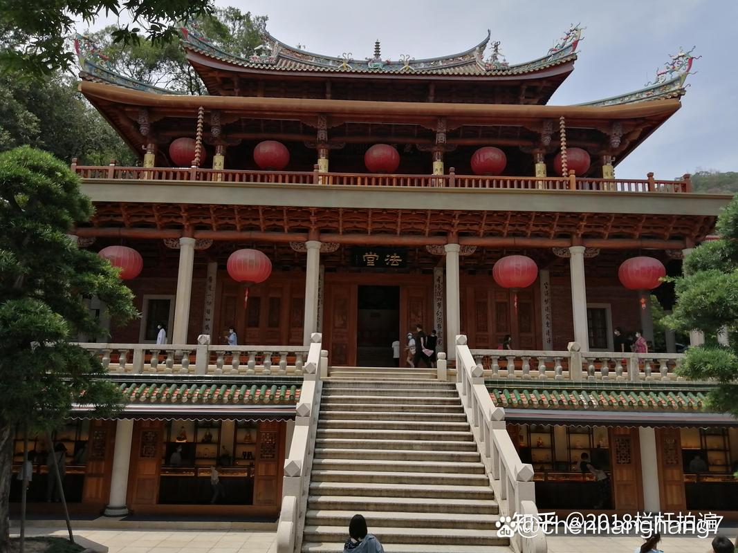 厦门市区免费寺院，不要钱随便逛，比武汉归元寺大气多了！厦门