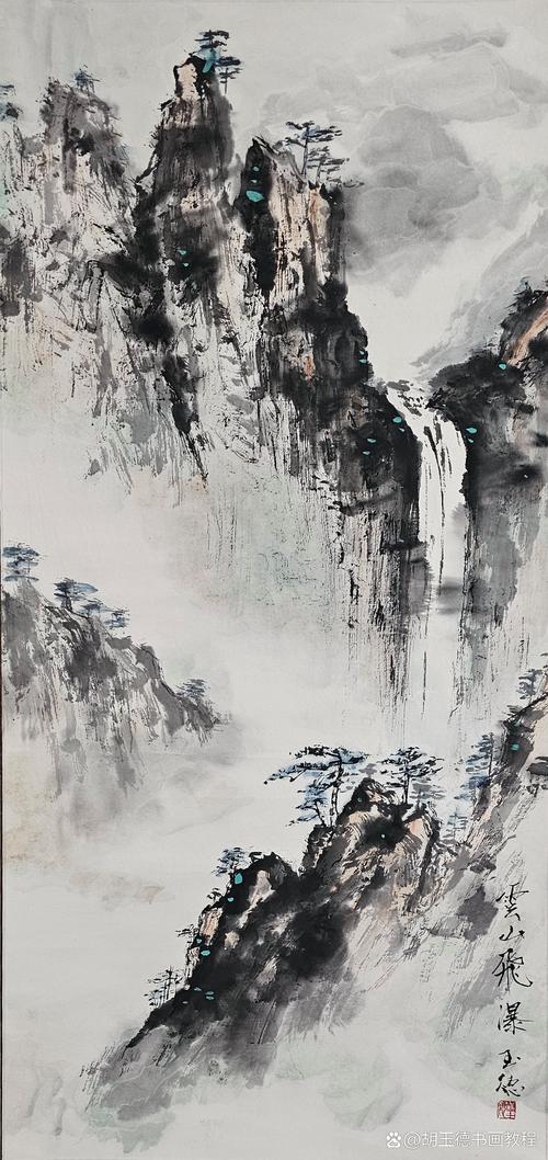 远观云海笼罩，近看入画丹青，这便是“千瀑之市
