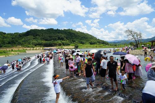 网红“巨人阶梯”火爆全网，为何本地人却避之不及？